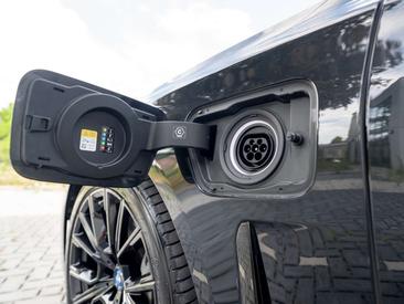 BMW Série 7 Carbon Core Edition 750 — photo 6