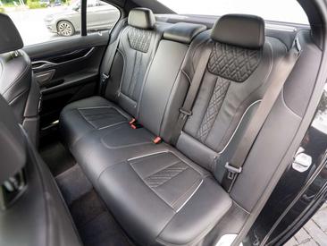 BMW Série 7 Carbon Core Edition 750 — photo 18