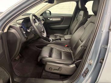 Volvo XC40 B4 Inscription — photo 7