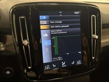 Volvo XC40 B4 Inscription — photo 11