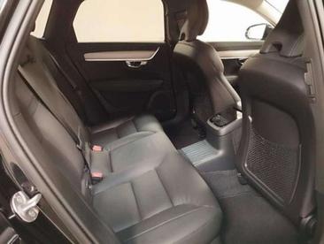 Volvo V90 T6 Recharge Core — photo 9