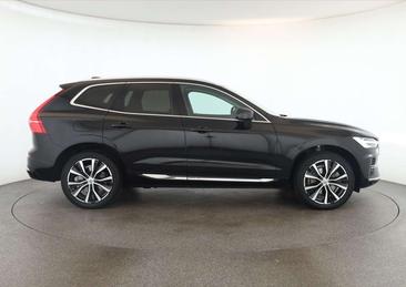 Volvo XC60 T6 Recharge Core — photo 2