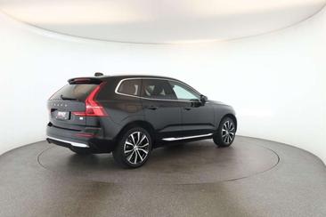 Volvo XC60 T6 Recharge Core — photo 26