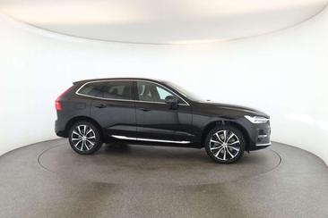 Volvo XC60 T6 Recharge Core — photo 30