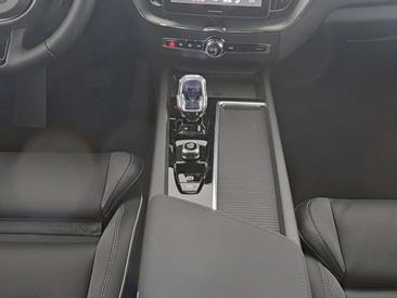 Volvo XC60 T8 Black Edition — photo 6