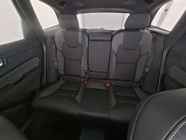 Volvo XC60 T8 Black Edition — photo 7
