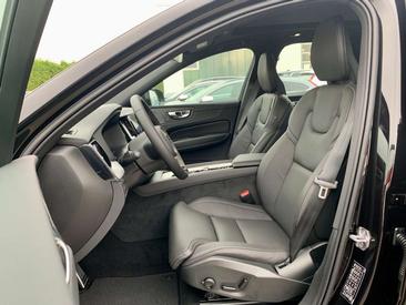 Volvo XC60 B4 R-Design — photo 6
