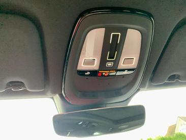 Volvo XC60 B4 R-Design — photo 19