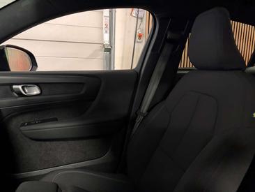 Volvo C40 Recharge PLUS — photo 35