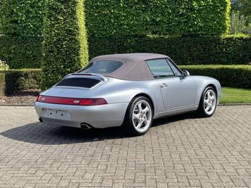 Porsche 993 CARRERA 4 — photo 2