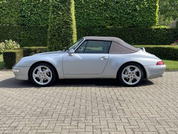 Porsche 993 CARRERA 4 — photo 5