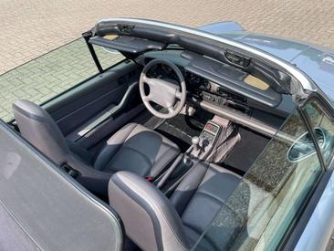 Porsche 993 CARRERA 4 — photo 13