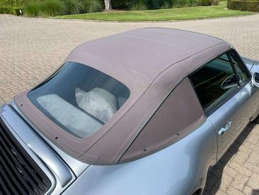 Porsche 993 CARRERA 4 — photo 25