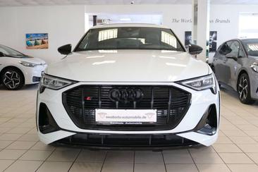 Audi E-tron Sportback — photo 2
