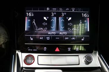 Audi E-tron Sportback — photo 20