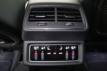 Audi E-tron Sportback — photo 32