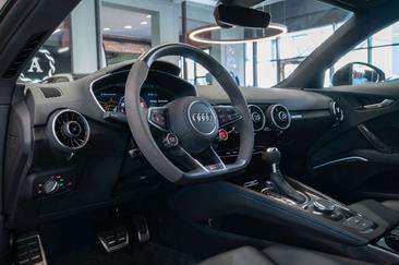 Audi TTRS Coupé 2.5 TFSI — photo 11