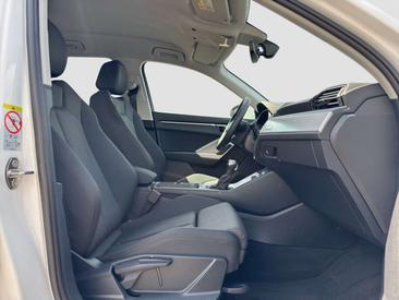 Audi Q3 35 TDI — photo 10