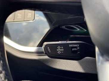 Audi Q3 35 TDI — photo 22