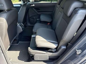 Volkswagen Touran Trendline — photo 12