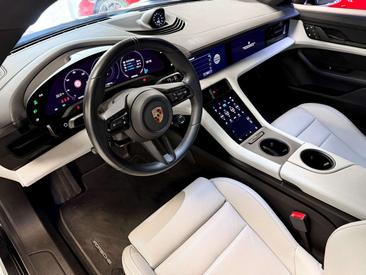 Porsche Taycan Performance Package — photo 9