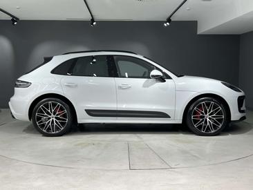 Porsche Macan Electrique S — photo 6