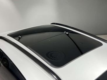 Porsche Macan Electrique S — photo 10