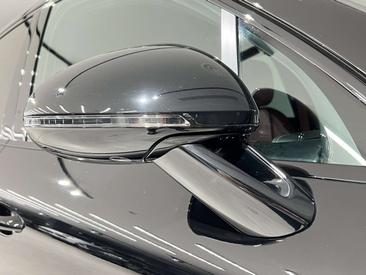 Porsche Macan Electrique S — photo 13