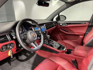 Porsche Macan Electrique S — photo 24