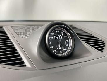 Porsche Macan Electrique S — photo 30