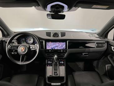 Porsche Macan Electrique S — photo 35