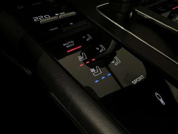 Porsche Macan Electrique S — photo 38