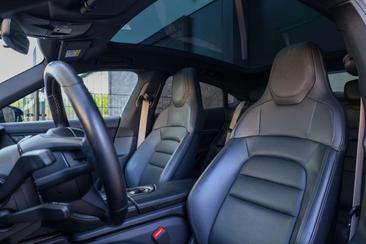 Porsche Taycan — photo 4