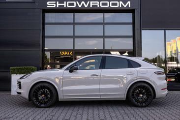 Porsche Cayenne III E-Hybrid Platinum — photo 2