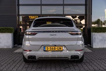 Porsche Cayenne III E-Hybrid Platinum — photo 4