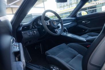 Porsche 991 II GTS — photo 9