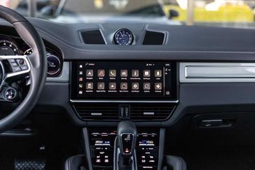 Porsche Cayenne III E-Hybrid Platinum — photo 28