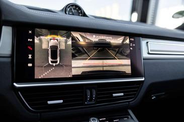 Porsche Cayenne III E-Hybrid Platinum — photo 32