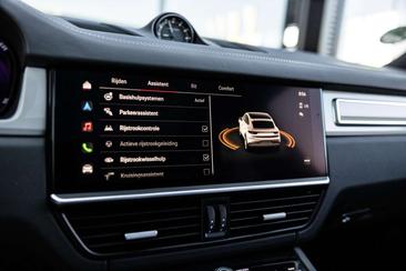 Porsche Cayenne III E-Hybrid Platinum — photo 34