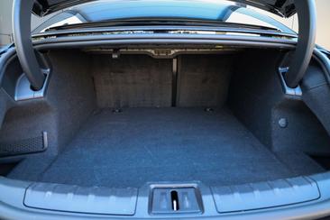 Porsche Taycan — photo 46