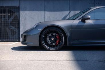Porsche 991 II GTS — photo 29