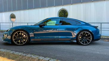 Porsche Taycan Turbo S — photo 8