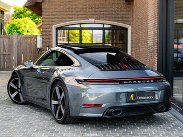 Porsche 992 II Carrera — photo 7