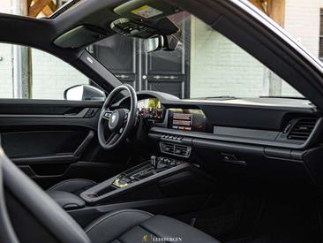 Porsche 992 II Carrera — photo 12
