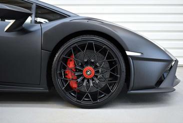 Lamborghini Huracán STO — photo 13