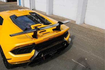 Lamborghini Huracán Performante — photo 20