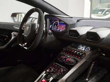 Lamborghini Huracán Performante — photo 10