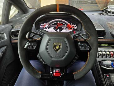 Lamborghini Huracán Performante — photo 29
