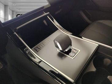Land Rover Range Rover Velar Dynamic SE 4wd 2.0d I4 Mhev 204cv — photo 18