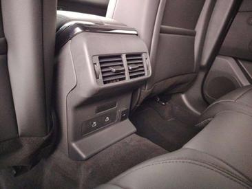Land Rover Range Rover Velar Dynamic SE 4wd 2.0d I4 Mhev 204cv — photo 22